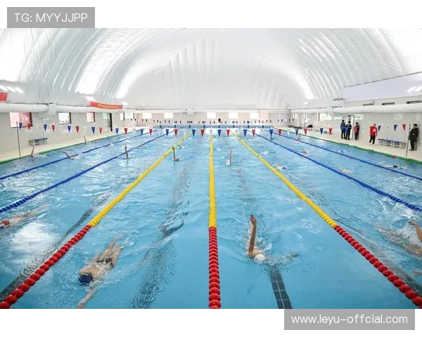 靖远县体校开展奥林匹克精神活动，女曲队员现场教学