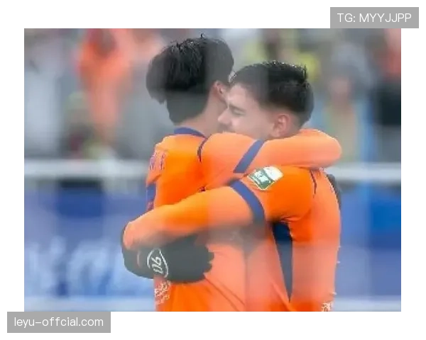 泰山低成本引援葡萄牙中卫阿尔瓦罗，与克雷桑同一经纪人操作